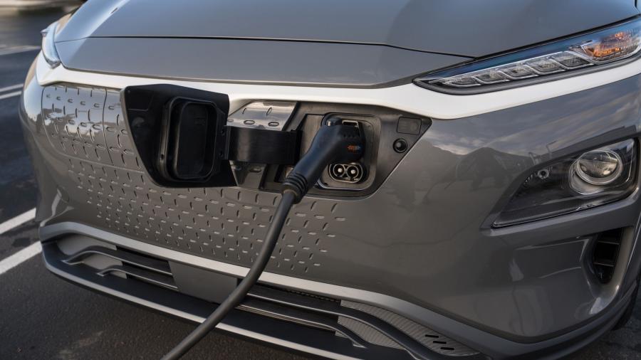 Детали экстерьера Hyundai Kona Electric (OS) 2018 года  (NA) (фото 43 из 55)
